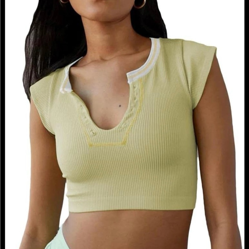 Uo Yellow Ribbed Crop Top - Picture 2 of 2